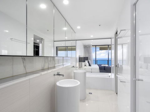 Oracle Resort Broadbeach - Gclr - Grafton Accommodation 24