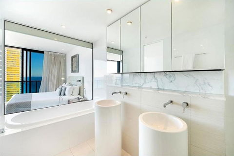 Oracle Resort Broadbeach - Gclr - Grafton Accommodation 2