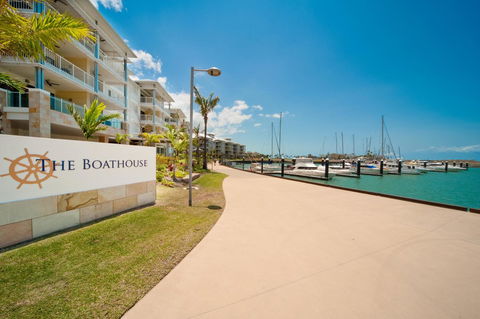 The Boathouse Apartments - Grafton Accommodation 26