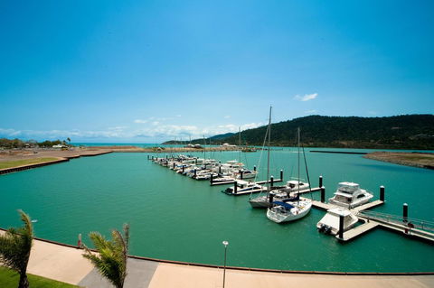 The Boathouse Apartments - Grafton Accommodation 2