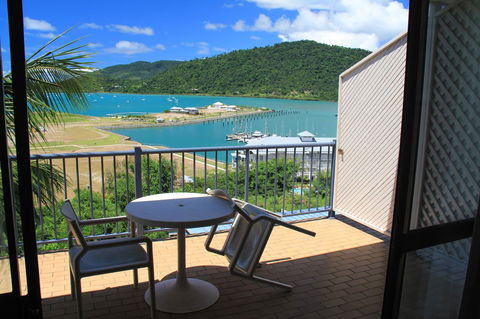 Ocean Views At Whitsunday Terraces Resort - Grafton Accommodation 5