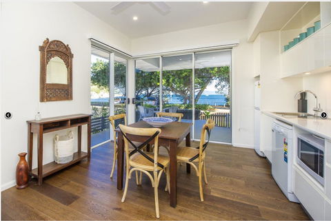 Reflections Amber Villa 3 - Grafton Accommodation 0