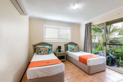 Sunlit Waters Studio Apartments - Grafton Accommodation 37