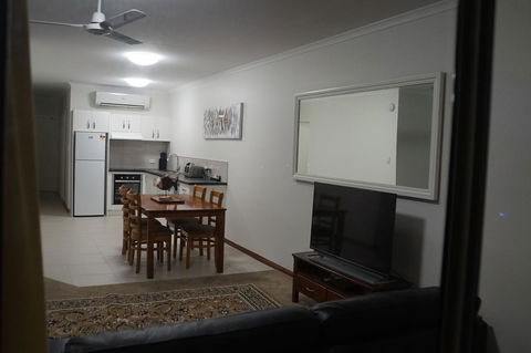 Airlie Seaview Apartments - Grafton Accommodation 8