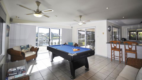 Bribie Island Canal Holiday Destination! - Grafton Accommodation 12