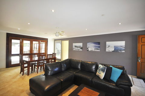 Bribie Island Canal Holiday Destination! - Grafton Accommodation 11
