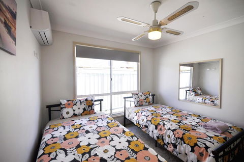 Bribie Island Canal Holiday Destination! - Grafton Accommodation 19
