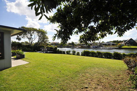 Bribie Island Canal Holiday Destination! - Grafton Accommodation 22
