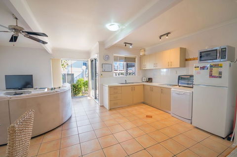 Airlie Apartments - Grafton Accommodation 12