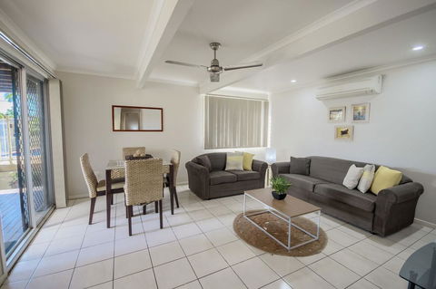 Airlie Apartments - Grafton Accommodation 3