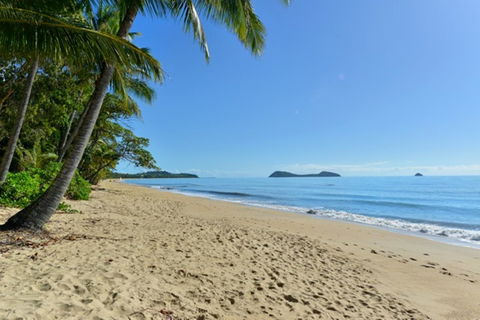 Argosy On The Beach - Grafton Accommodation 5