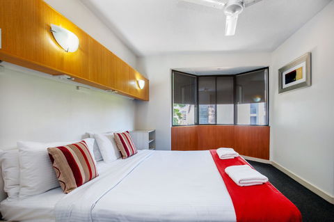 Tiki Hotel Apartments Surfers Paradise - Grafton Accommodation 1