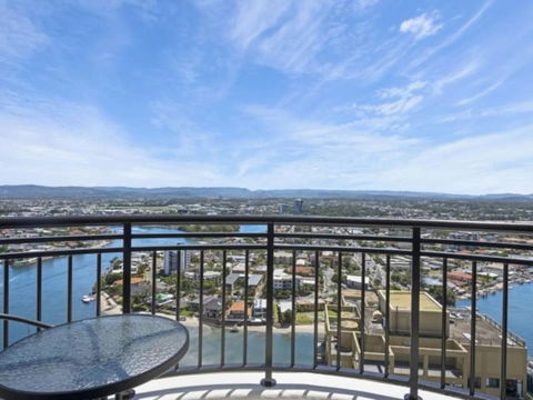 Beach Stay - Ocean & Riverview Resort Chevron Renaissance Central Surfers Paradise - Grafton Accommodation 14