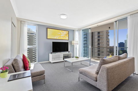 Beach Stay - Ocean & Riverview Resort Chevron Renaissance Central Surfers Paradise - Grafton Accommodation 7