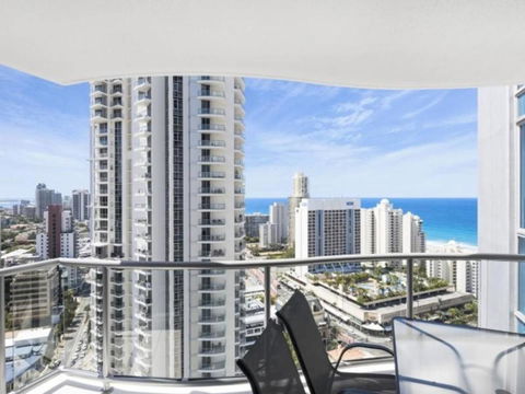 Beach Stay - Ocean & Riverview Resort Chevron Renaissance Central Surfers Paradise - Grafton Accommodation 25