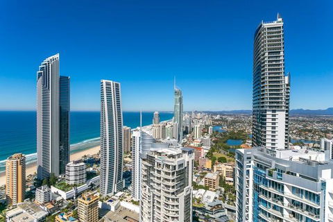 Beach Stay - Ocean & Riverview Resort Chevron Renaissance Central Surfers Paradise - Grafton Accommodation 23