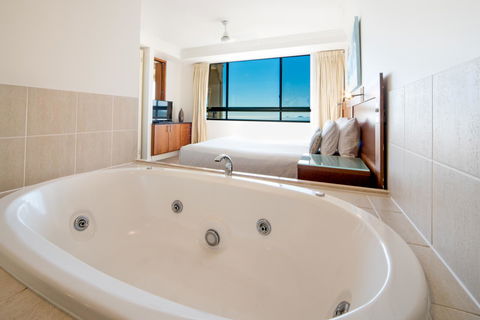 Pinnacles - Grafton Accommodation 9