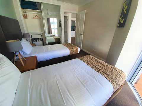 Broadbeach Holiday Apartments - Grafton Accommodation 6