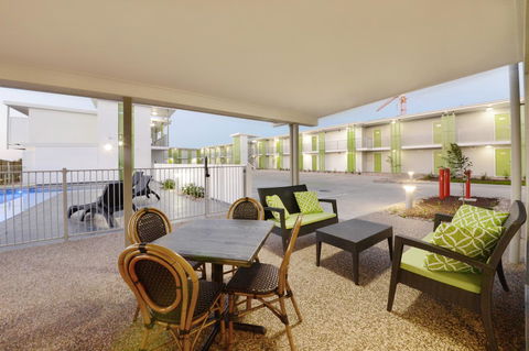 Mackay Oceanside Central Hotel Official - Grafton Accommodation 19