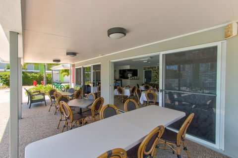 Mackay Oceanside Central Hotel Official - Grafton Accommodation 15