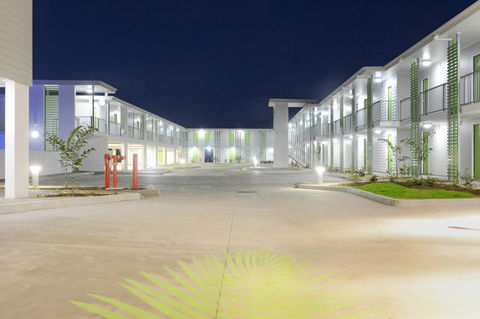 Mackay Oceanside Central Hotel Official - Grafton Accommodation 22