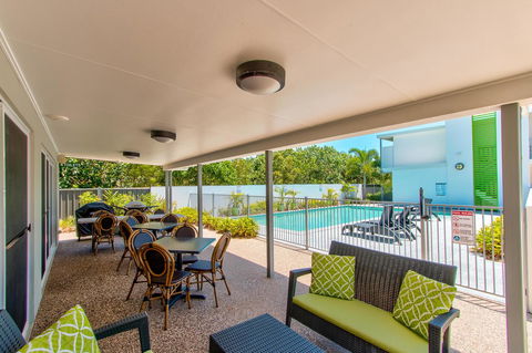 Mackay Oceanside Central Hotel Official - Grafton Accommodation 17