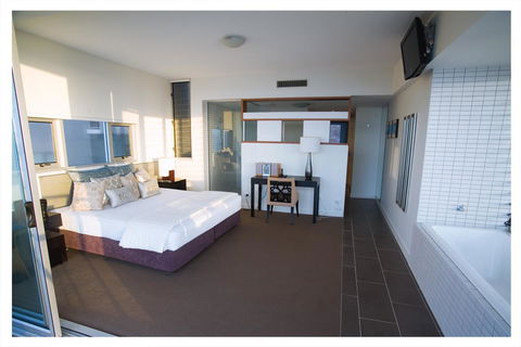 1 Bright Point Apartment 5201 - Grafton Accommodation 6