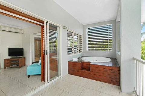 Mantra Aqueous On Port - Grafton Accommodation 17