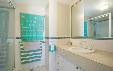 APR Private SUITES MOROC By The Beach - Grafton Accommodation 41