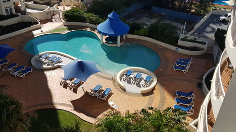 APR Private SUITES MOROC By The Beach - Grafton Accommodation 5