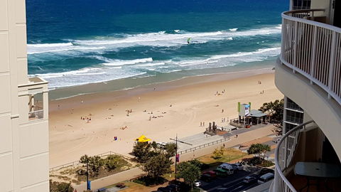 APR Private SUITES MOROC By The Beach - Grafton Accommodation 0
