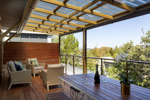 Noosa Beachhouse - Grafton Accommodation 5