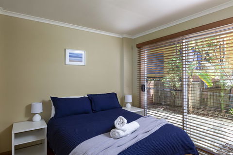 Noosa Beachhouse - Grafton Accommodation 13
