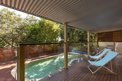 Noosa Beachhouse - Grafton Accommodation 1