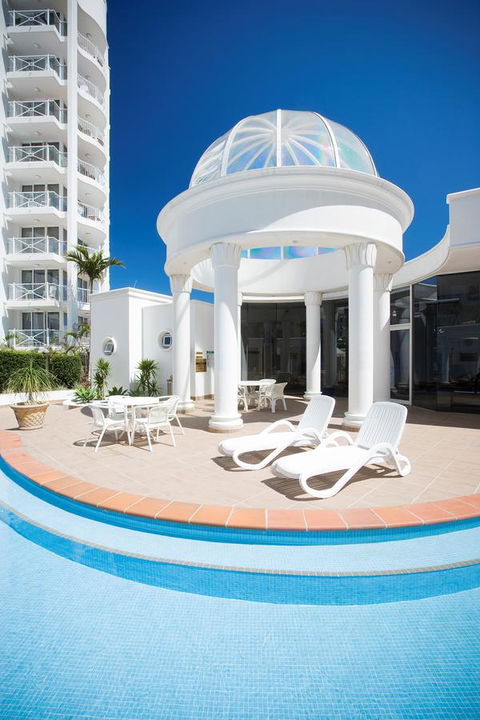 The Phoenician Resort - Grafton Accommodation 6