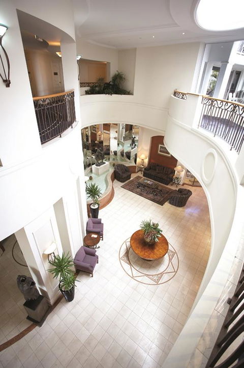 The Phoenician Resort - Grafton Accommodation 11