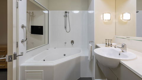 Oaks Hervey Bay Resort And Spa - Grafton Accommodation 11