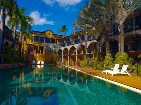 Palm Royale Cairns - Grafton Accommodation 5