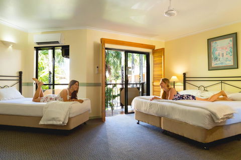 Palm Royale Cairns - Grafton Accommodation 22