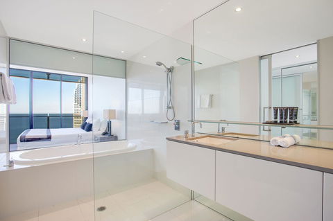 Mantra Circle On Cavill - Grafton Accommodation 6