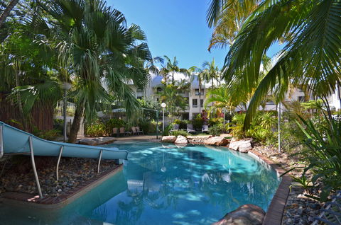 Raintrees Moffat Beach - Grafton Accommodation 0