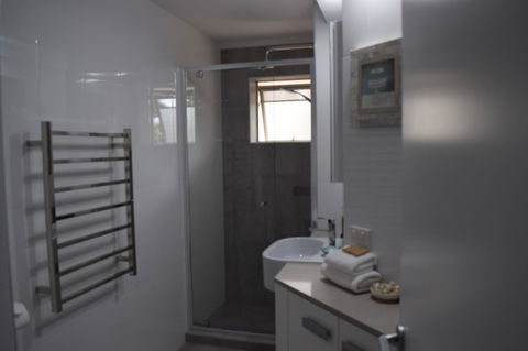 Raintrees Moffat Beach - Grafton Accommodation 9