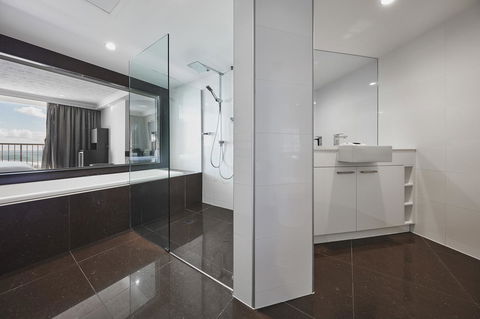 Novotel Surfers Paradise - Grafton Accommodation 20