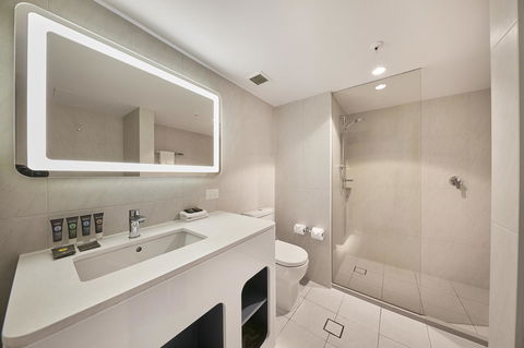 Novotel Surfers Paradise - Grafton Accommodation 16