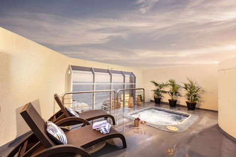 Novotel Surfers Paradise - Grafton Accommodation 1