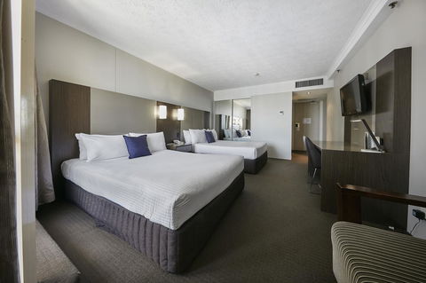 Novotel Surfers Paradise - Grafton Accommodation 11