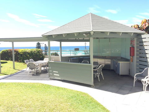 Surfers International Apartments - Grafton Accommodation 8