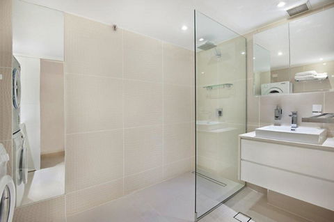 Surfers International Apartments - Grafton Accommodation 12