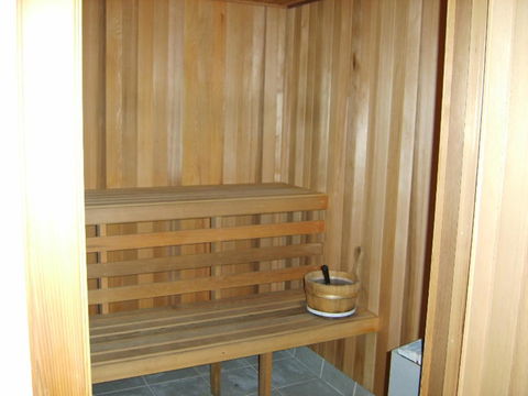 Surfers International Apartments - Grafton Accommodation 2