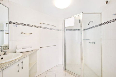 Surfers International Apartments - Grafton Accommodation 18